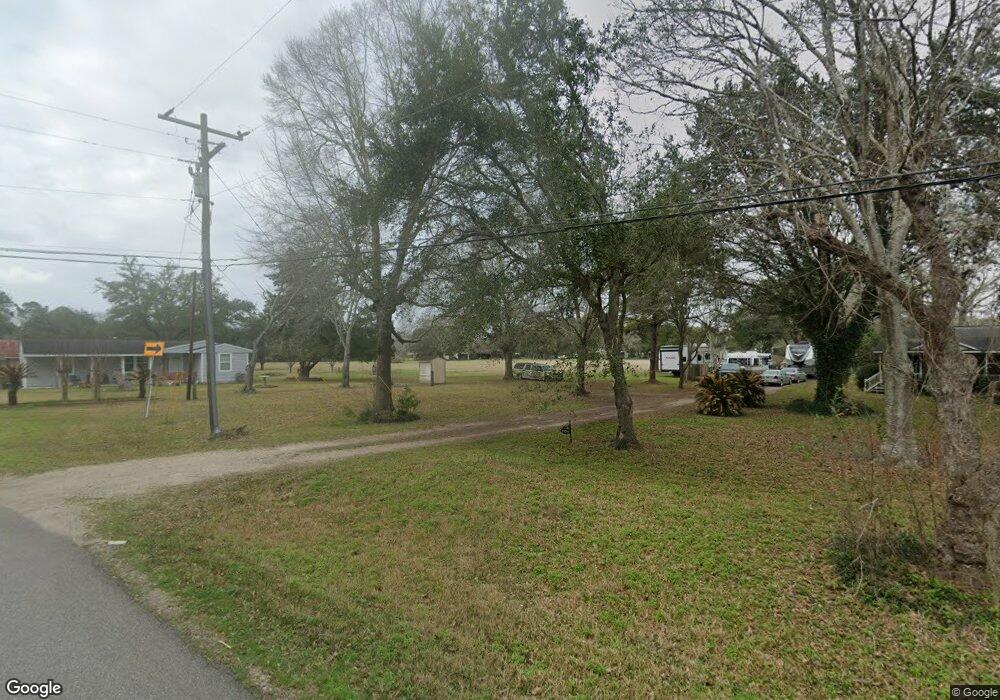 1097 County Road 146, Alvin, TX 77511 - photo 1