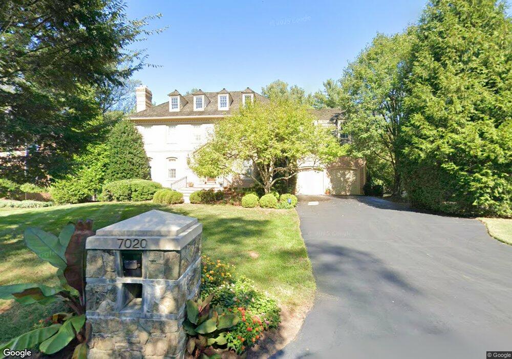 7020 Fawn Trail Ct, Bethesda, MD 20817 - photo 1