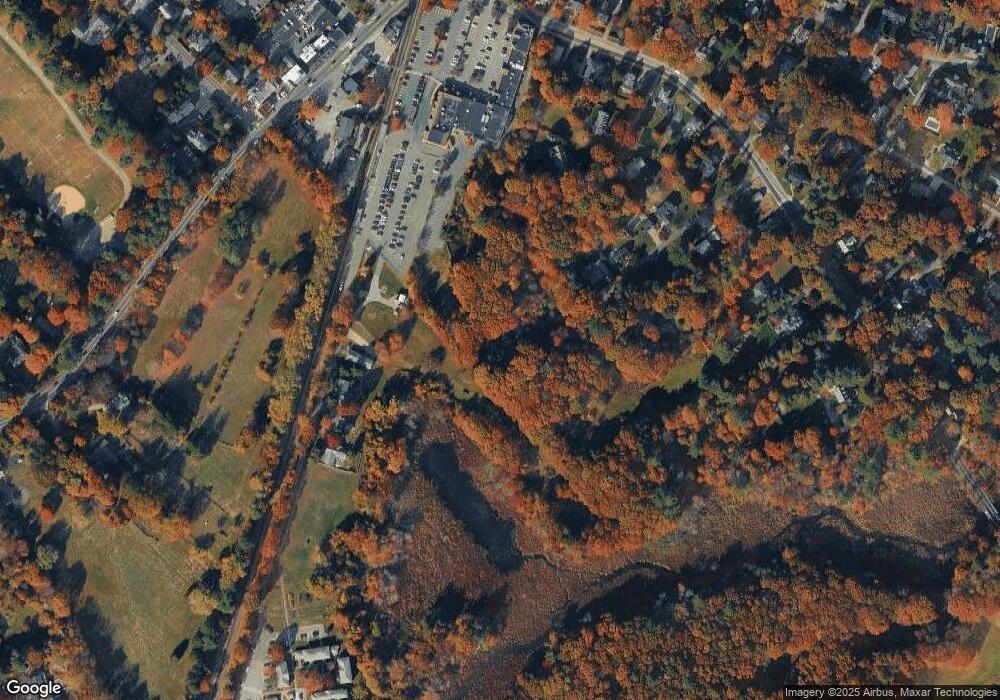 8 Walnut Ln, Wenham, MA 01984 - photo 1