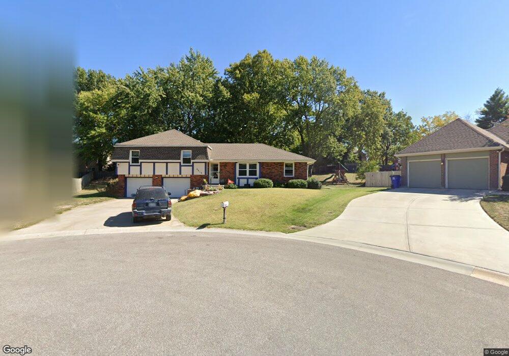 6619 Goode Dr, Shawnee, KS 66216 - photo 1