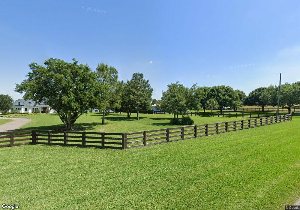 1007 Lake Dr E, Lake Placid, FL 33852 - photo 1