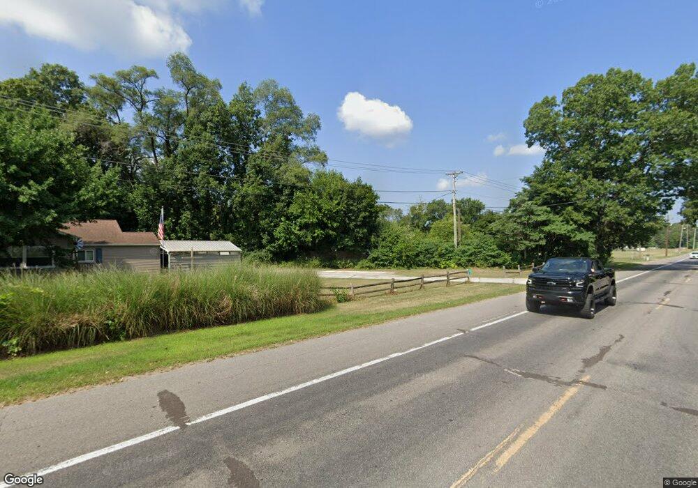 2004 E Main St, Niles, MI 49120 - photo 1