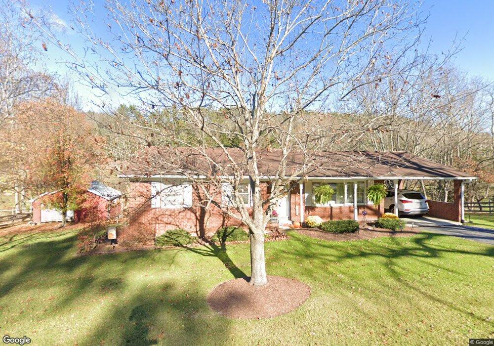 6031 Moyers Gap Rd, Sugar Grove, WV 26815 - photo 1