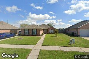 530 Oak Point Dr, La Place, LA 70068