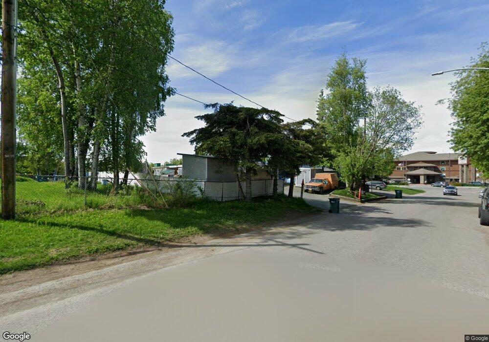 4833 Klamath Dr unit 10B, Anchorage, AK 99517 - photo 1