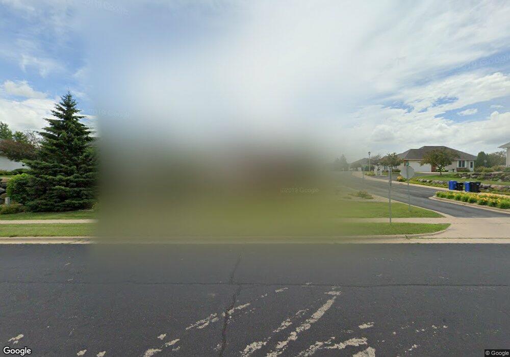 807 Charles Ct, Oregon, WI 53575 - photo 1