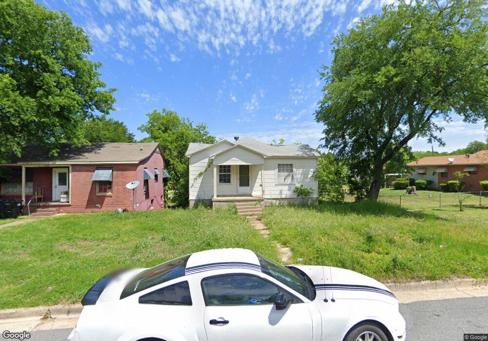 1411 W Sears St, Denison, TX 75020 - photo 1