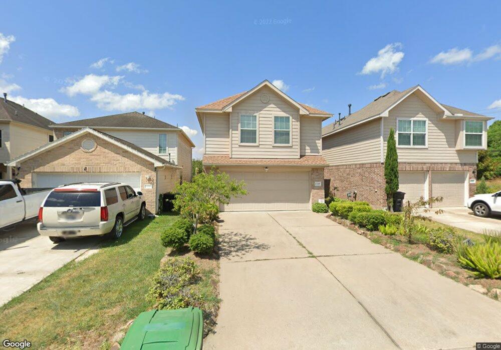 11106 Valley Kings Dr, Houston, TX 77089 - photo 1