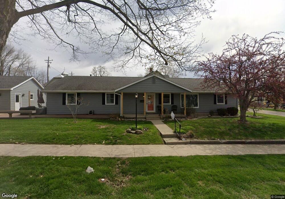 207 N Cass St, Wabash, IN 46992 - photo 1