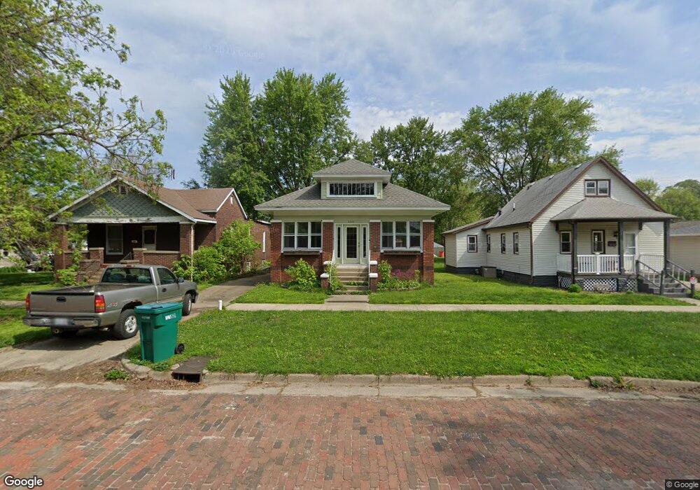 2410 Champaign Ave, Mattoon, IL 61938 - photo 1