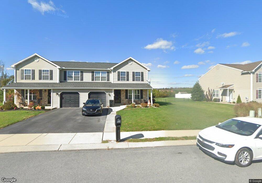21 N Calais Dr, Reading, PA 19605 - photo 1