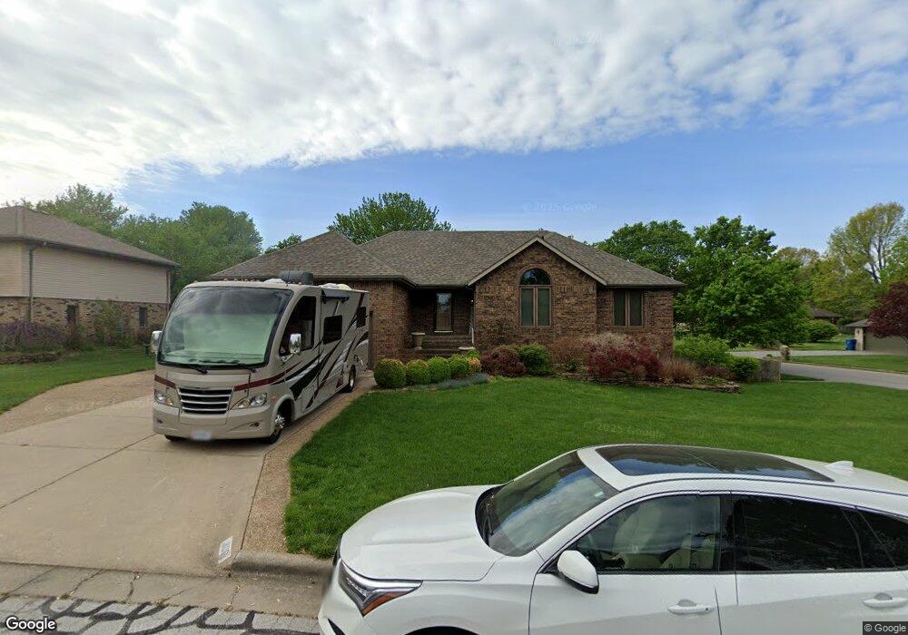 806 W Briarwood Ln, Nixa, MO 65714 - photo 1