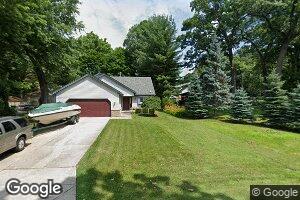 2320 Cheltingham St, Sylvan Lake, MI 48320