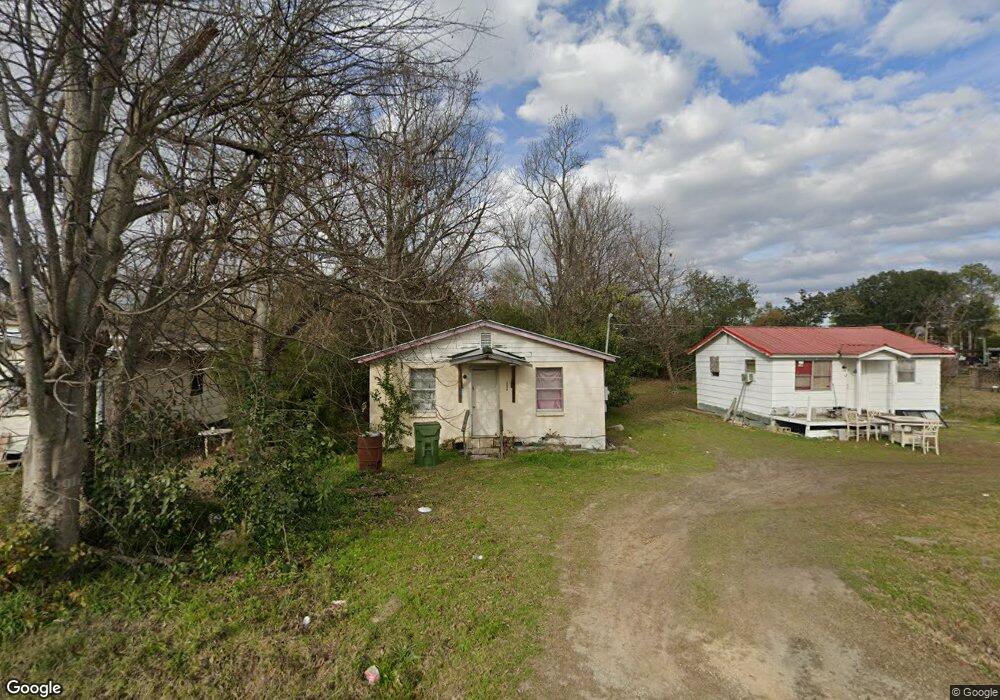 520 E Plain St, Donalsonville, GA 39845 - photo 1