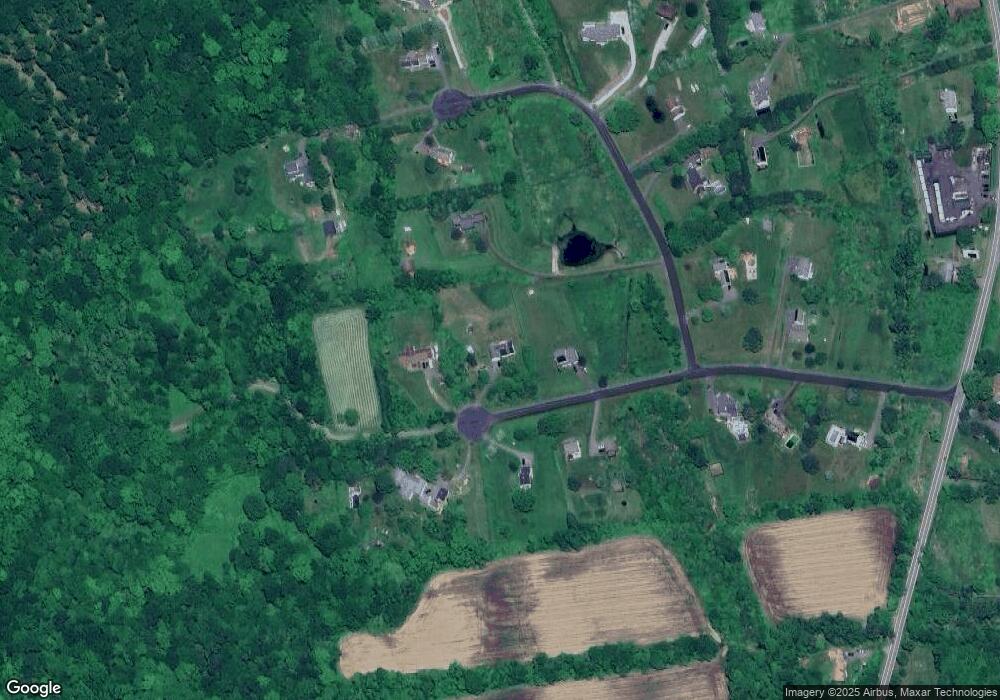 52 N Terrell Farm Rd, Morris, CT 06763 - photo 1