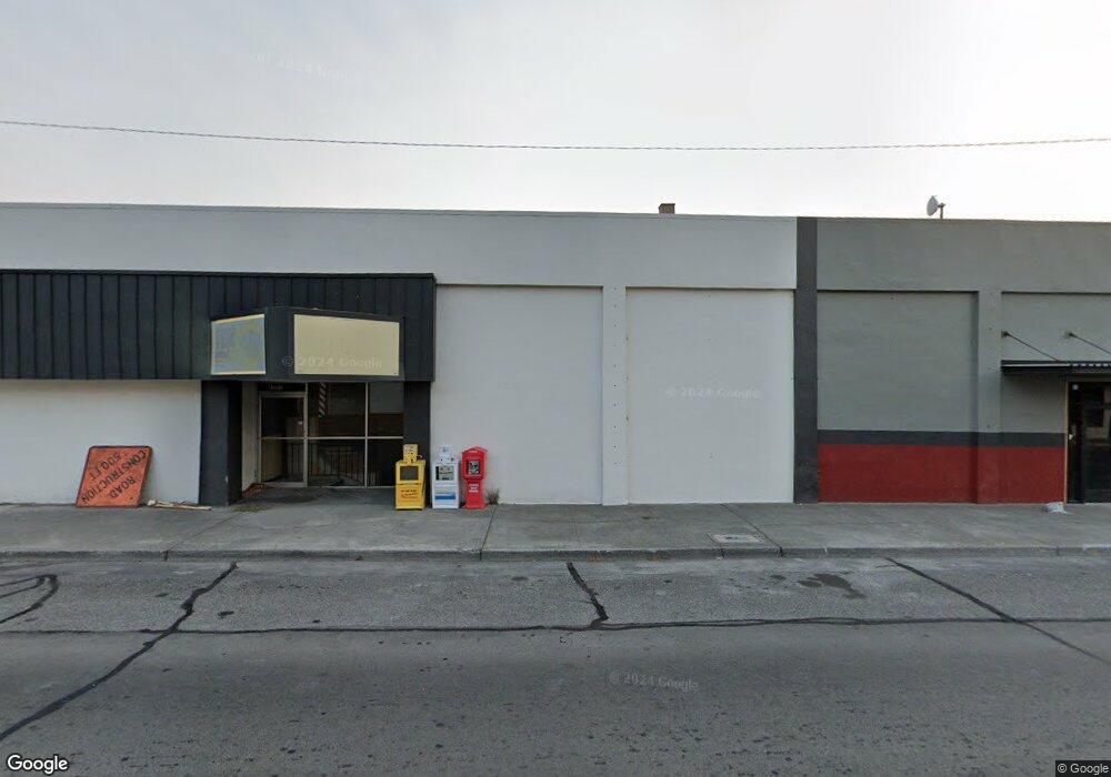 303 E 3rd St, the Dalles, OR 97058 - photo 1