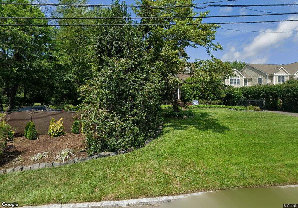 81 van Blarcom Ln, Wyckoff, NJ 07481 - photo 1