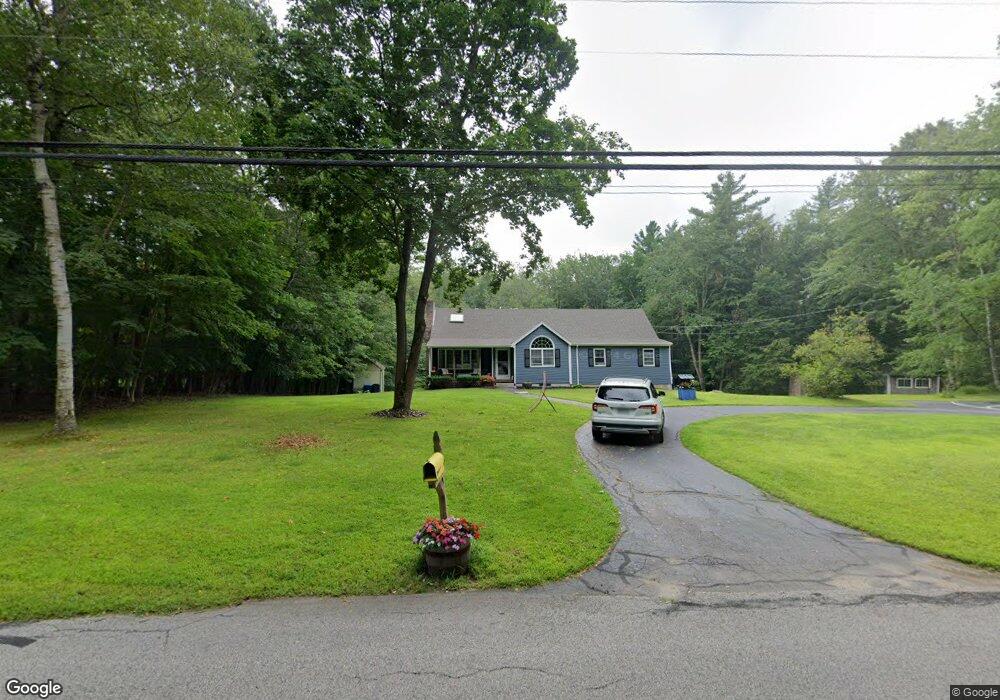 52 High St, Stratham, NH 03885 - photo 1