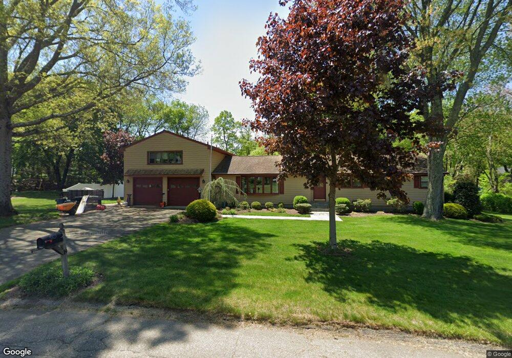 14 Dell Cir, Trumbull, CT 06611 - photo 1