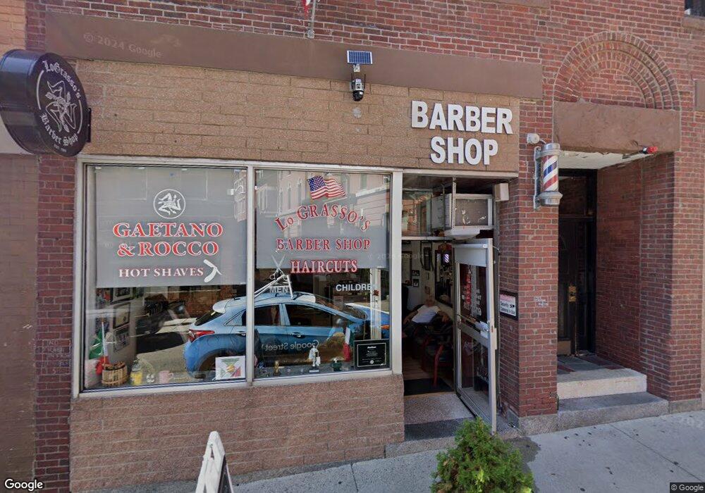 160 Salem St unit 4, Boston, MA 02113 - photo 1