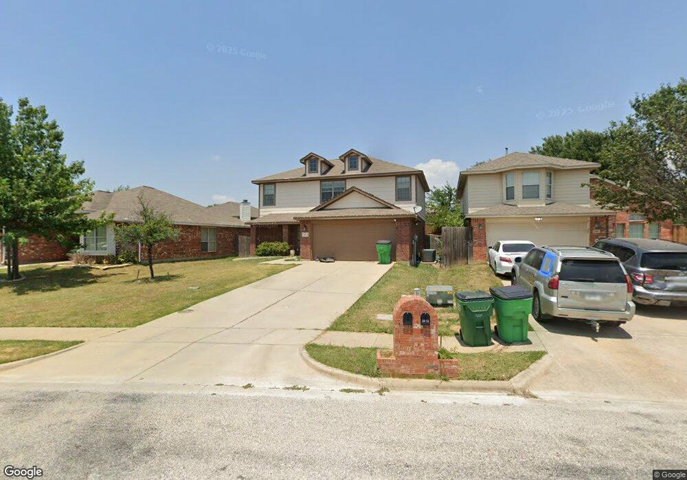 3413 Columbus St, Gainesville, TX 76240 - photo 1