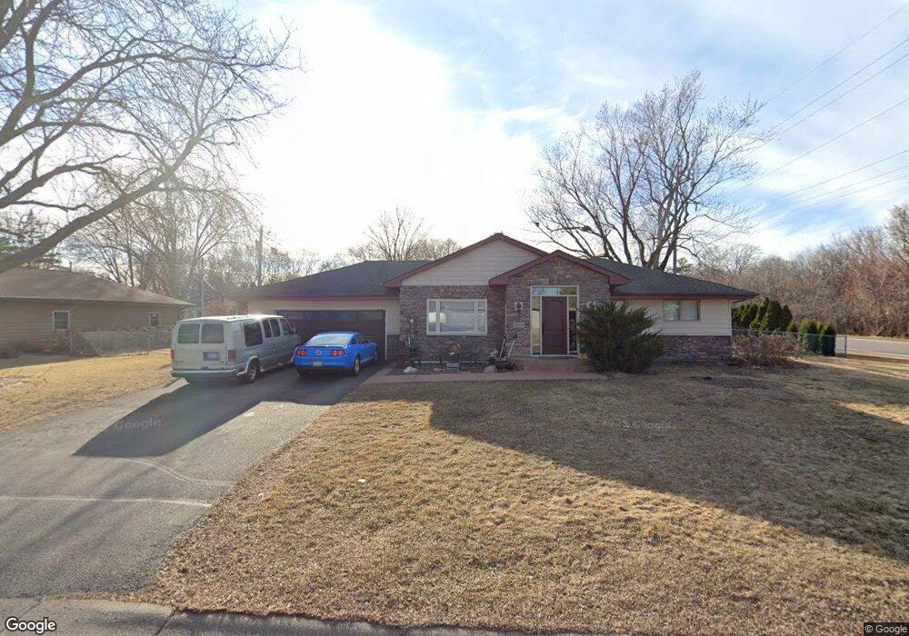 10091 Pilgrim Way, Maple Grove, MN 55369 - photo 1