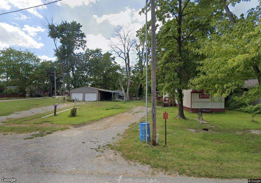 803 N Webster St, Harrisburg, IL 62946 - photo 1