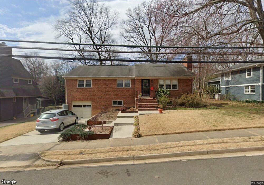 3318 N Kensington St, Arlington, VA 22207 - photo 1