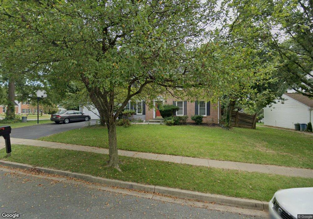 1 Redding Ridge Dr, Gaithersburg, MD 20878 - photo 1