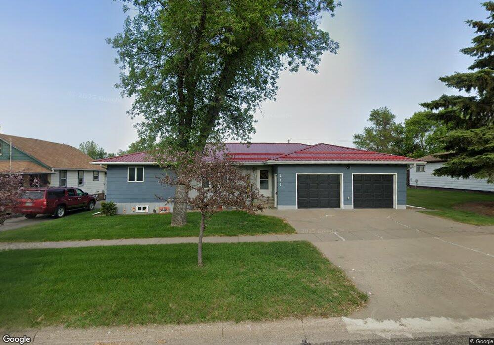 411 Walnut St, Turtle Lake, ND 58575 - photo 1