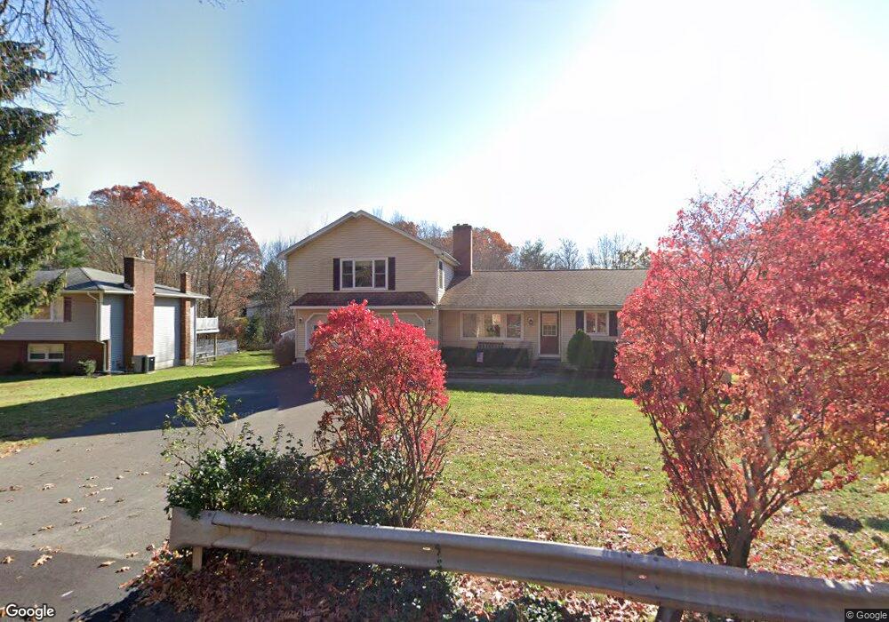 639 Country Club Rd, Waterbury, CT 06708 - photo 1