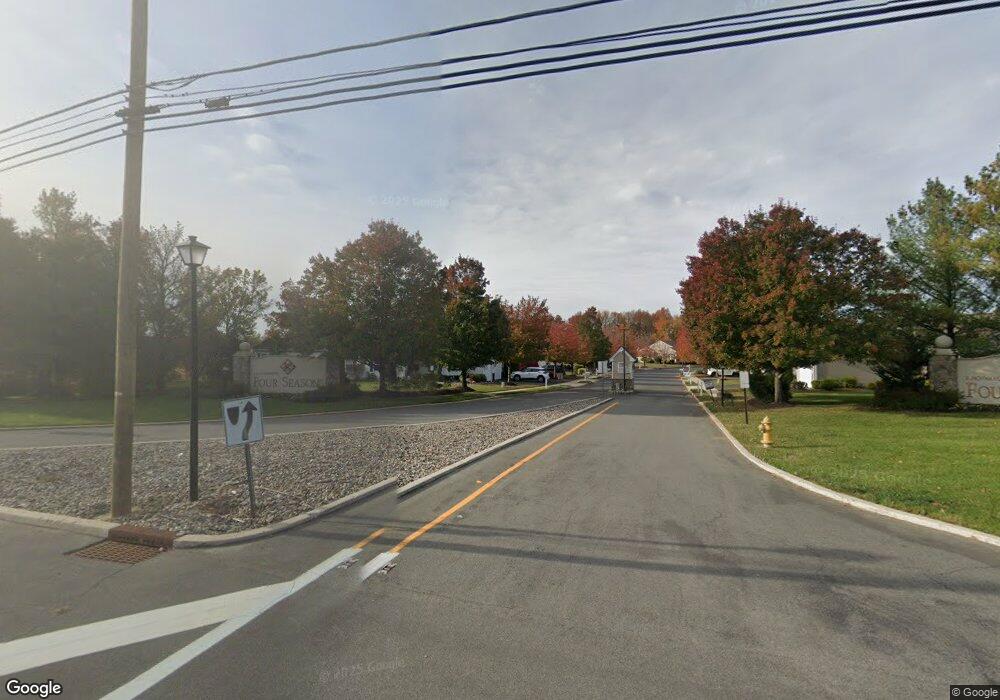 110 Chamber Ln, Columbus, NJ 08022 - photo 1