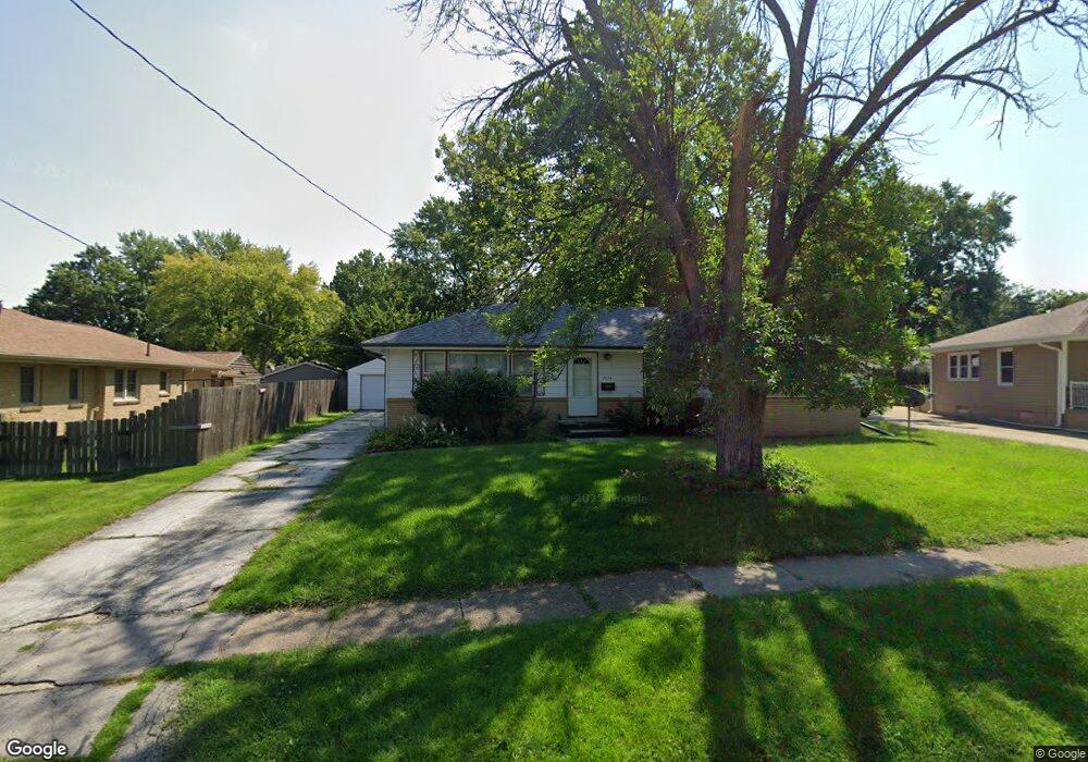 3804 Shawnee Ave, Des Moines, IA 50310 - photo 1