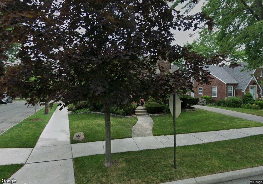 434 Touraine Rd, Grosse Pointe Farms, MI 48236 - photo 1