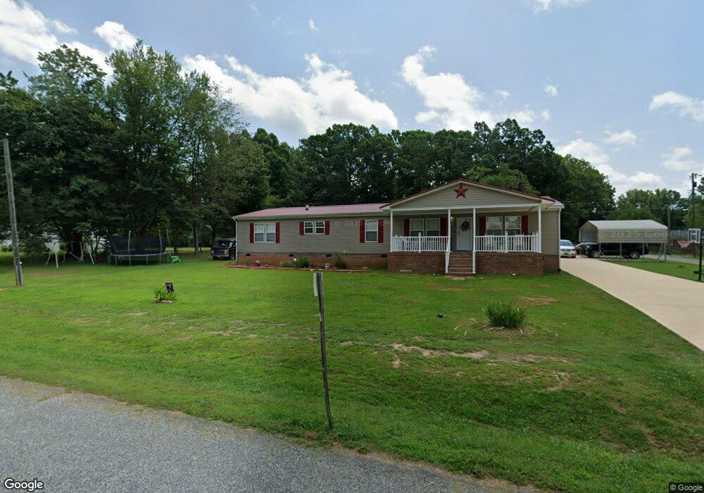 1705 2nd St, Victoria, VA 23974 - photo 1