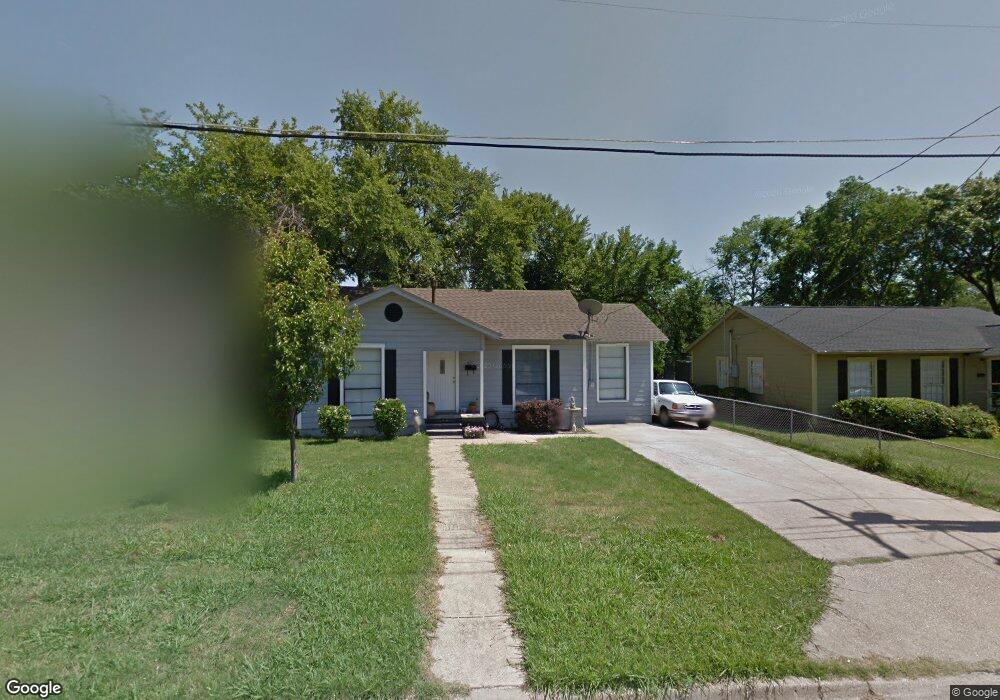 607 Travis St, Ennis, TX 75119 - photo 1