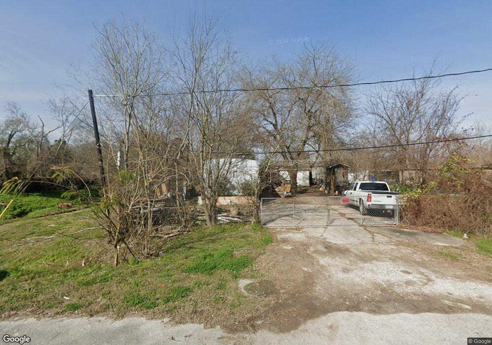 13703 Laredo St, Houston, TX 77015 - photo 1