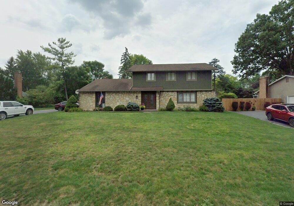 5959 Sedgwick Rd, Columbus, OH 43235 - photo 1