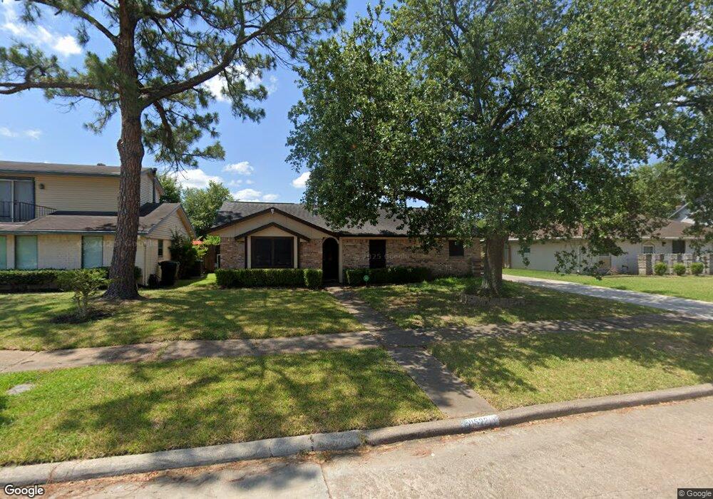 11522 Kirkvalley Dr, Houston, TX 77089 - photo 1