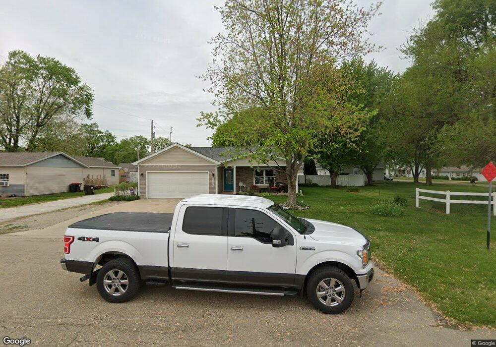 1225 N Sherman St, Lincoln, IL 62656 - photo 1