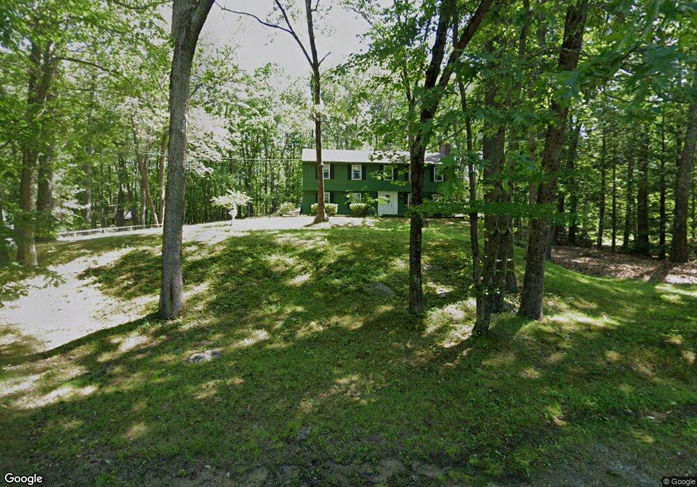 1 Oak Ridge Rd, Sandown, NH 03873 - photo 1