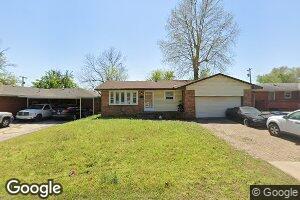 8946 E Latimer Ct, Tulsa, OK 74115