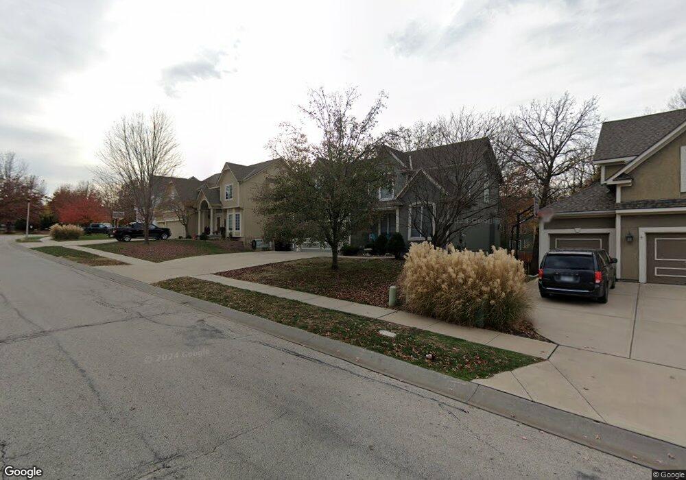 4532 Anderson St, Shawnee, KS 66226 - photo 1