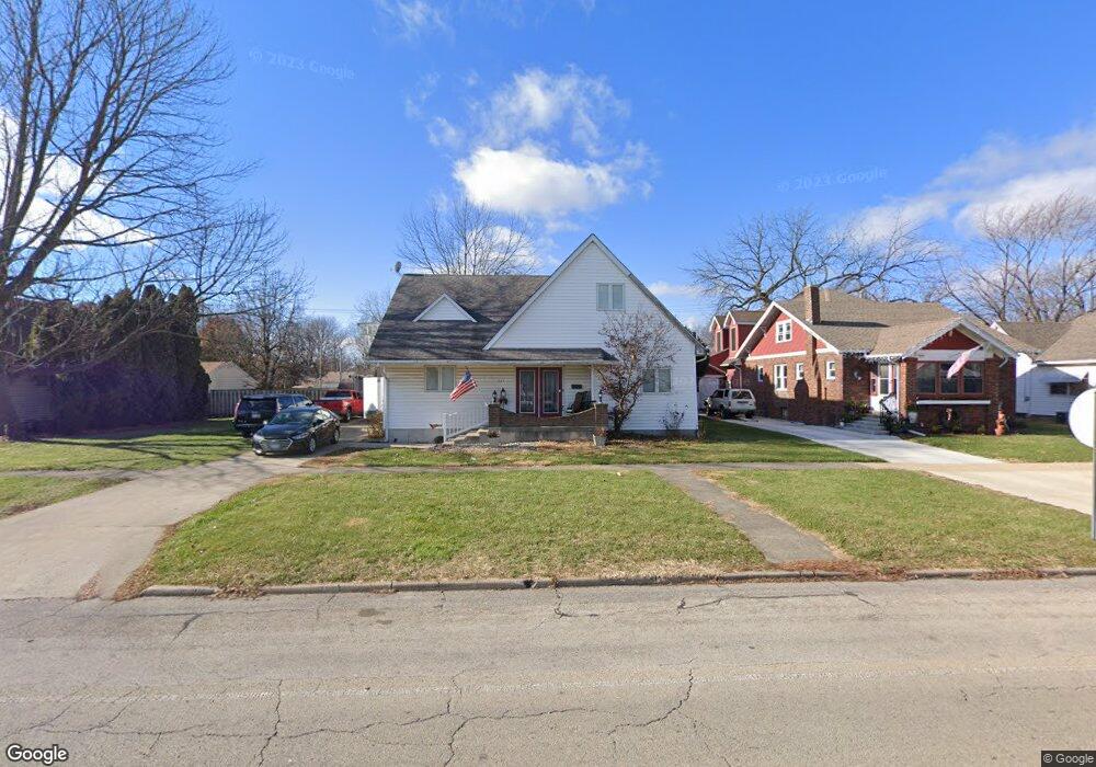 913 S 14th St, Mattoon, IL 61938 - photo 1