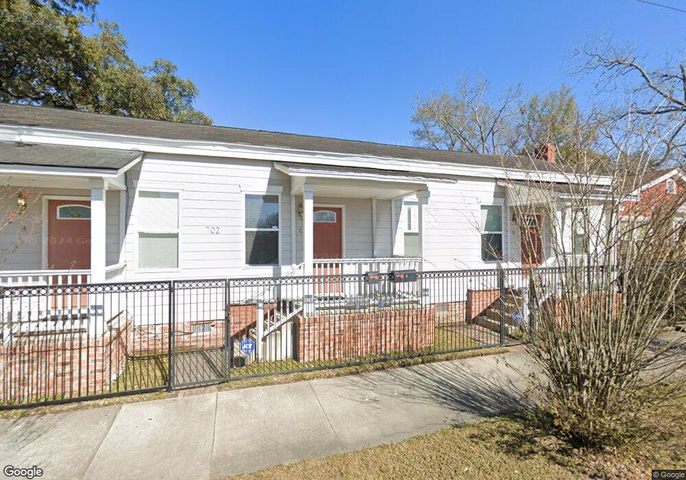 702 E Anderson St unit B, Savannah, GA 31401 - photo 1