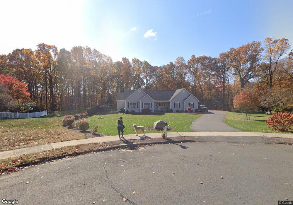 160 Maureen Dr, Bristol, CT 06010 - photo 1