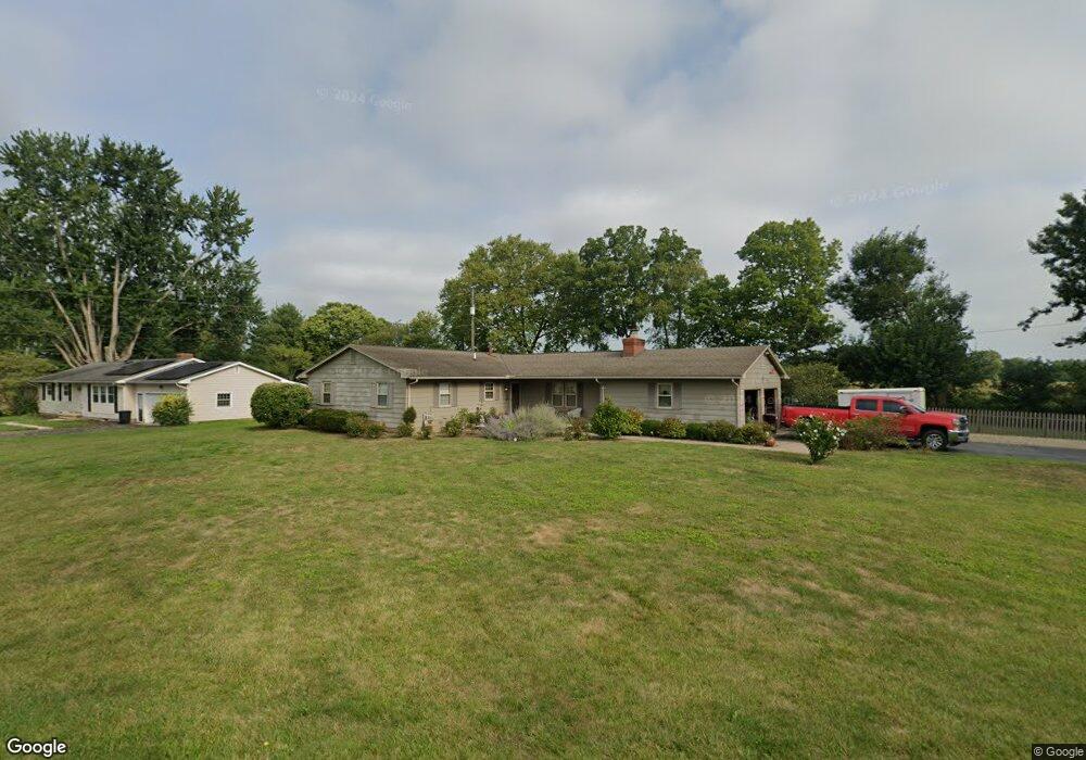 1665 Winding Rd, Circleville, OH 43113 - photo 1