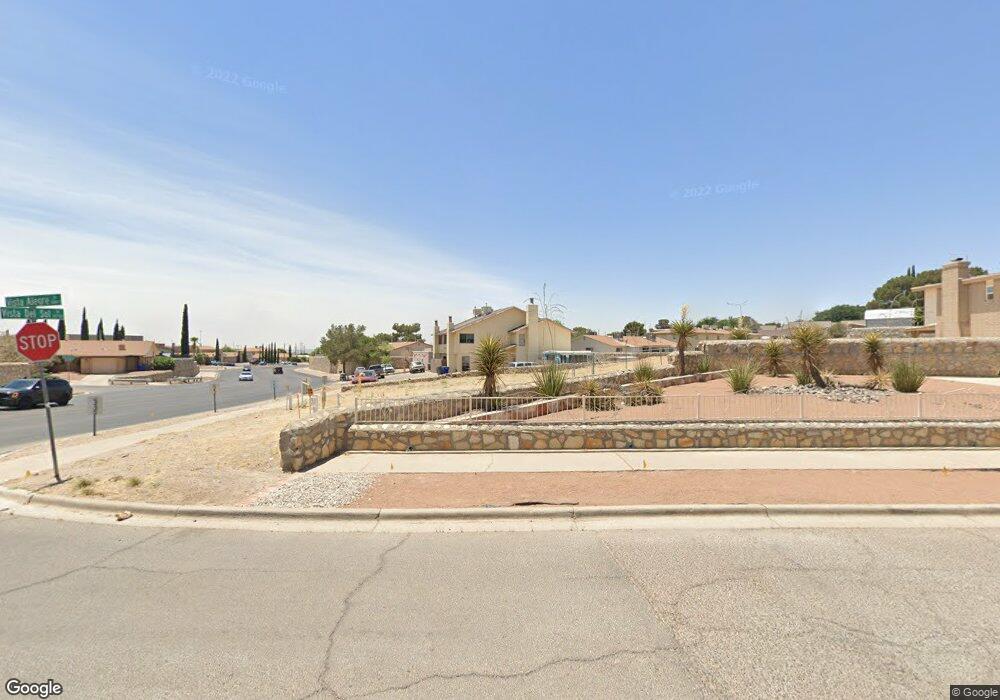 10785 Vista Del Sol Dr unit ABC, El Paso, TX 79935 - photo 1