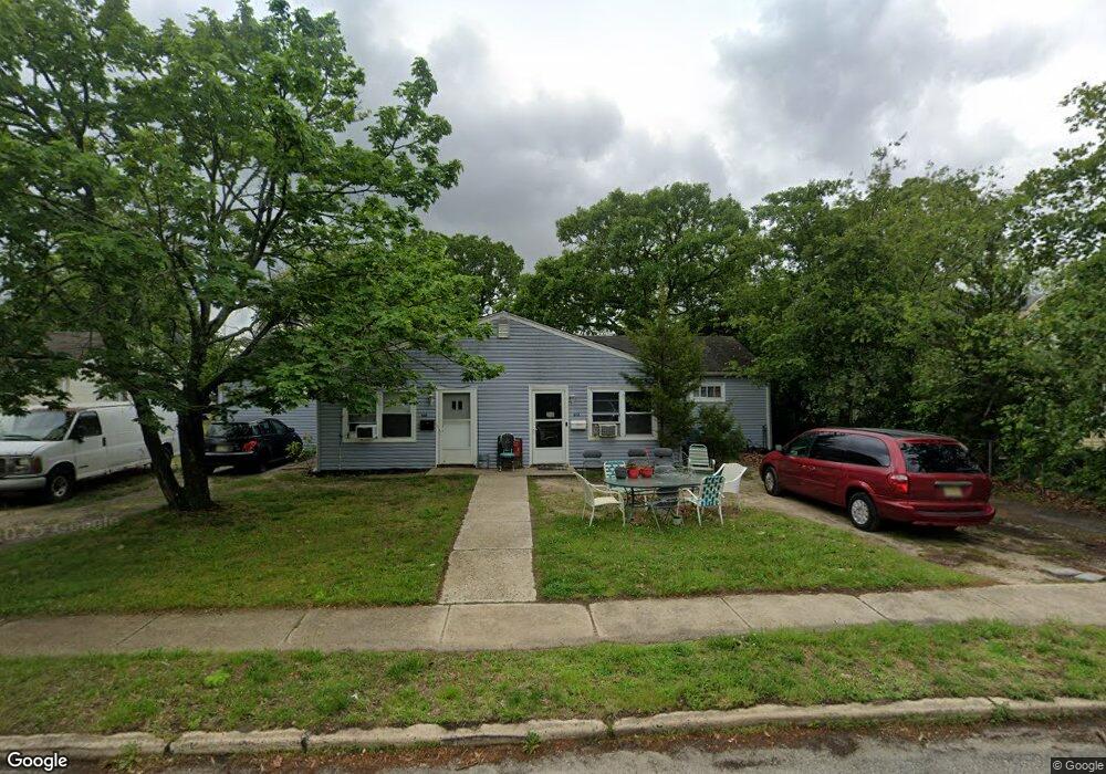 610 Maple St unit 612, Lakehurst, NJ 08733 - photo 1