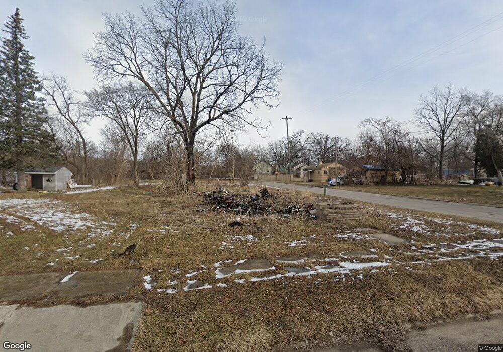 149 E Eddington Ave, Flint, MI 48503 - photo 1